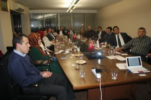 İzmir İş adamları Derneği Aile şirketlerinde Kurumsallaşma Eğitimi2